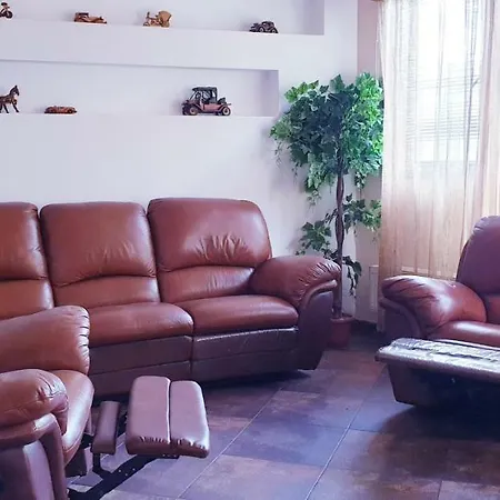 Holiday Central Villa